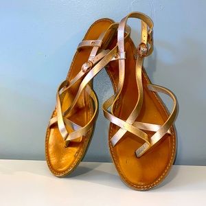 Women’s sandals